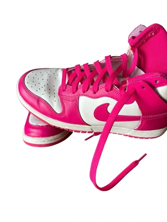 Nike Women’s High-Top Sneakers in Hot Pink and White DD1869-110 size7.5 - Picture 4 of 5
